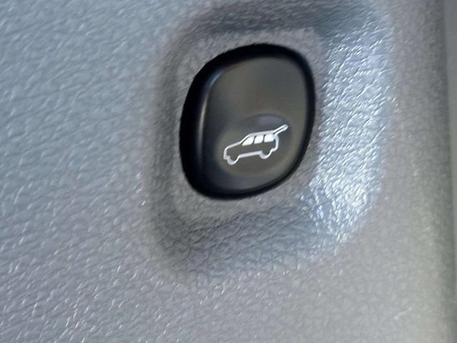 2009 Ford Flex 4dr SEL FWD - 22936986 - 10