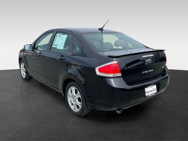 2009 Ford Focus 4dr Sedan SES - 23000142 - 3