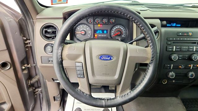2009 Ford F-150 2WD Reg Cab 145'' XL w/ XL Plus & Trailer Tow Pkg - 23036349 - 12