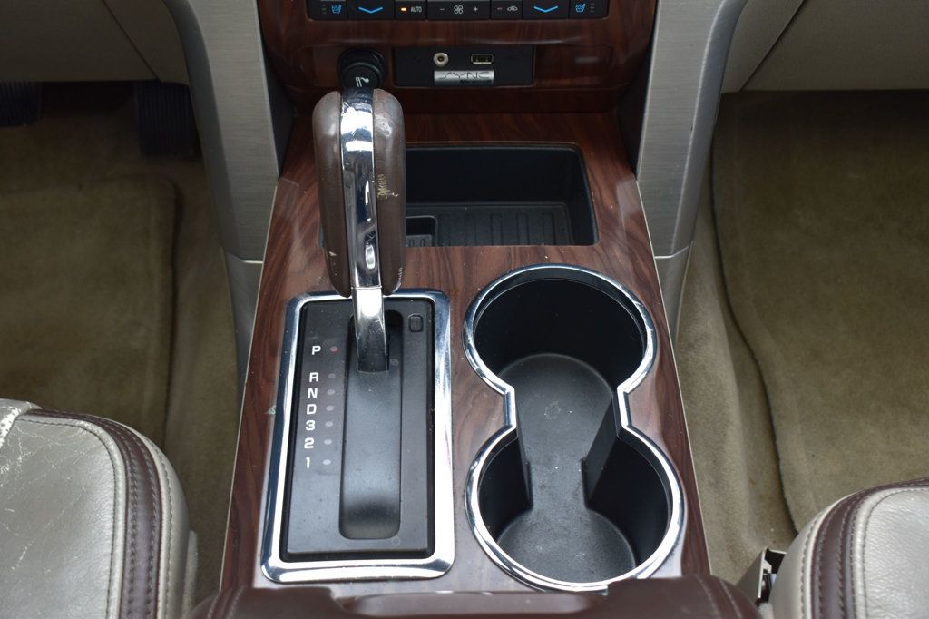 2009 ford F-150 2WD SuperCrew 145" Platinum - 23084640 - 26