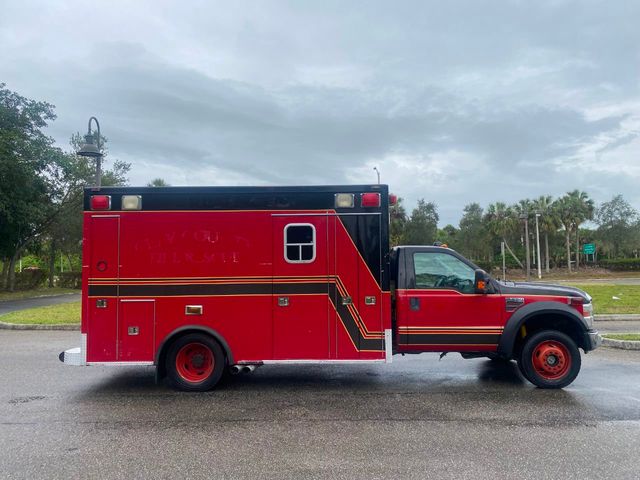 2009 Ford F-550 4X4 Ambulance  - 20846091 - 13