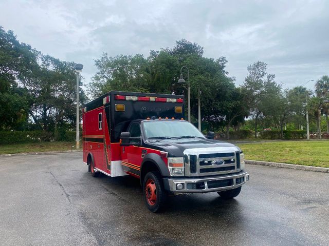 2009 Ford F-550 4X4 Ambulance  - 20846091 - 16