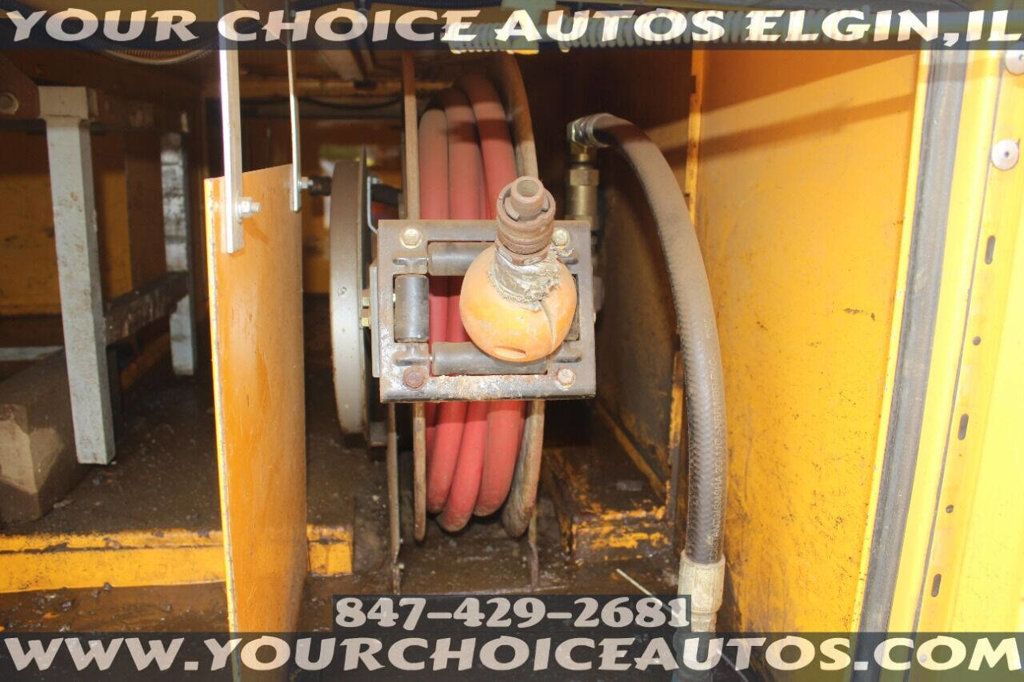 2009 Ford F-550 Super Duty 4X2 2dr Regular Cab 140.8 200.8 in. WB - 22957520 - 22