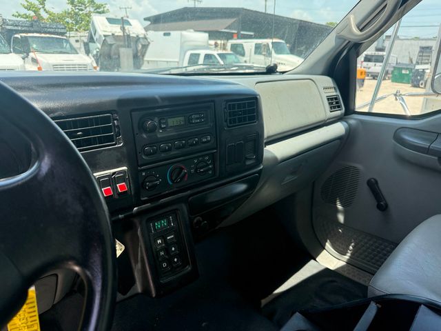 2009 Ford F-650 Enclosed Utility Truck  - 23034755 - 9