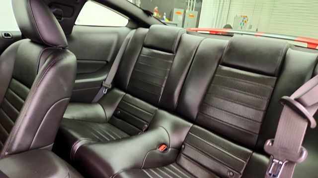 2009 Ford Mustang 2dr Coupe GT Deluxe w/ Lthr Sport Bucket Seats & Appearance Pkg - 23030393 - 19