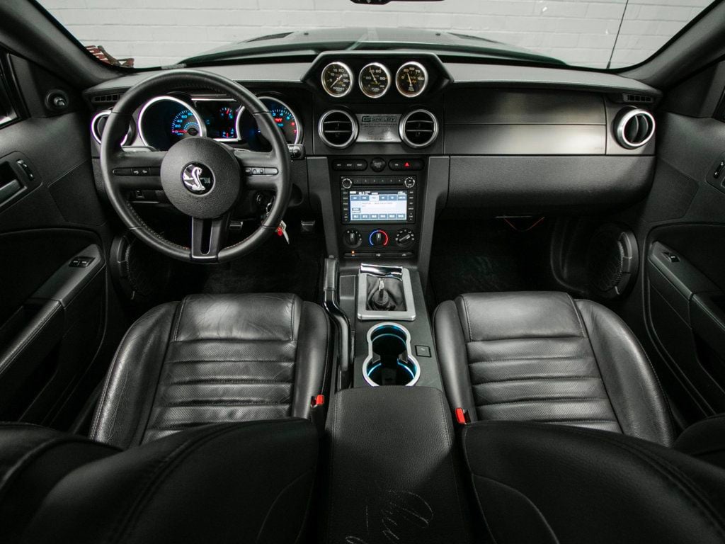 Ford Mustang photo 19