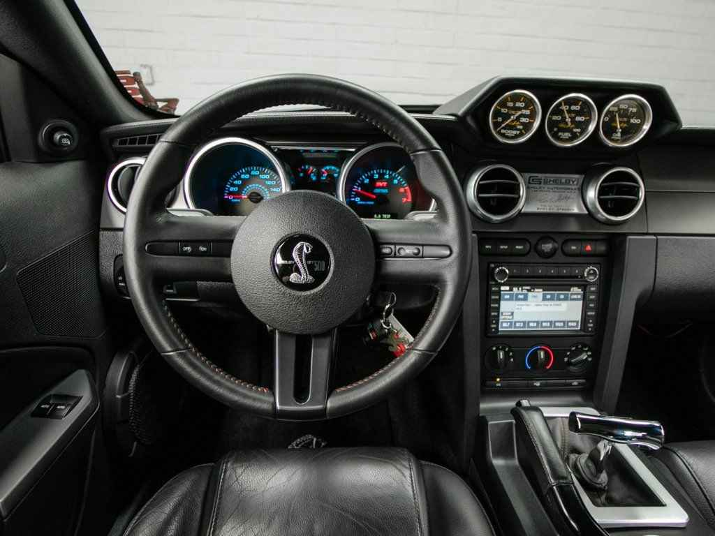 Ford Mustang photo 20