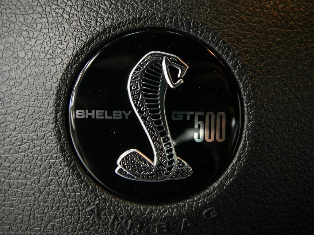 Ford Mustang photo 21