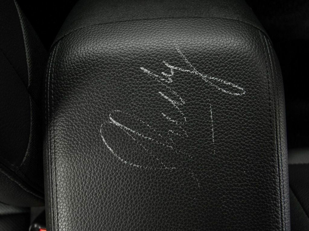 Ford Mustang photo 26