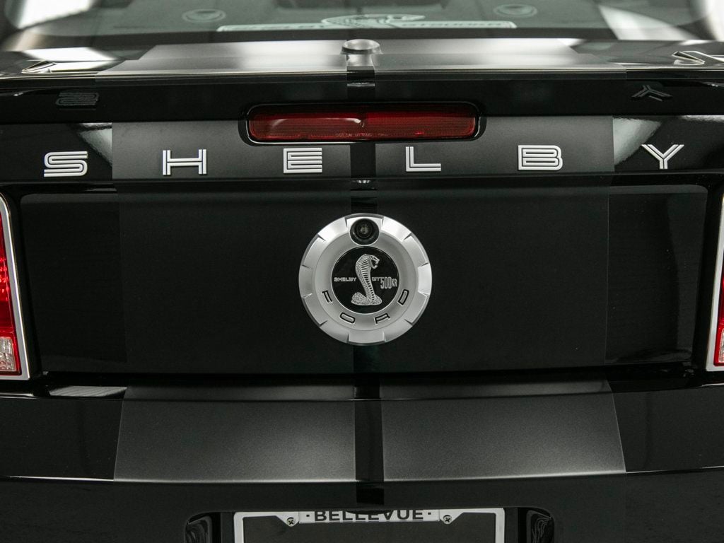 Ford Mustang photo 32