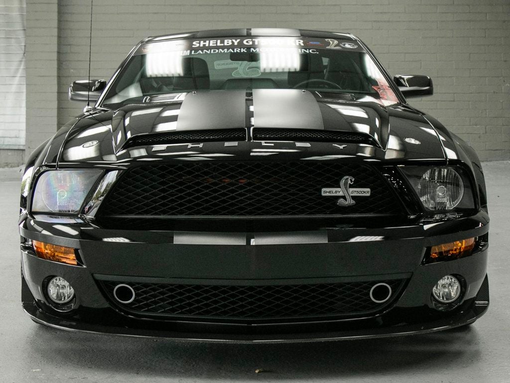 Ford Mustang photo 5