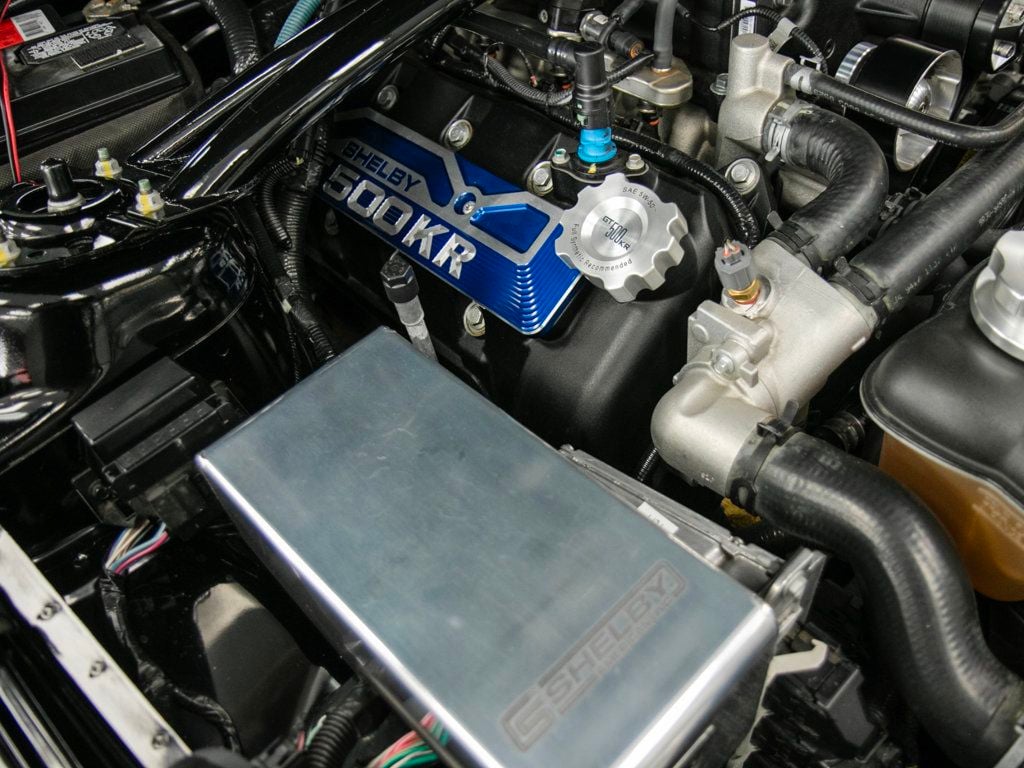 Ford Mustang photo 8