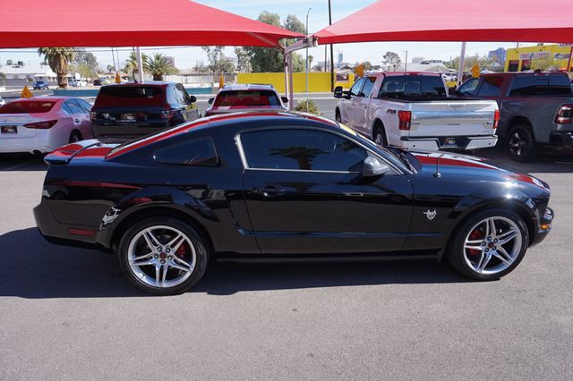 2009 Ford Mustang DELUXE, PREMIUM WHEELS, TINTED WINDOWS, CLOTH SEATS - 23101101 - 4
