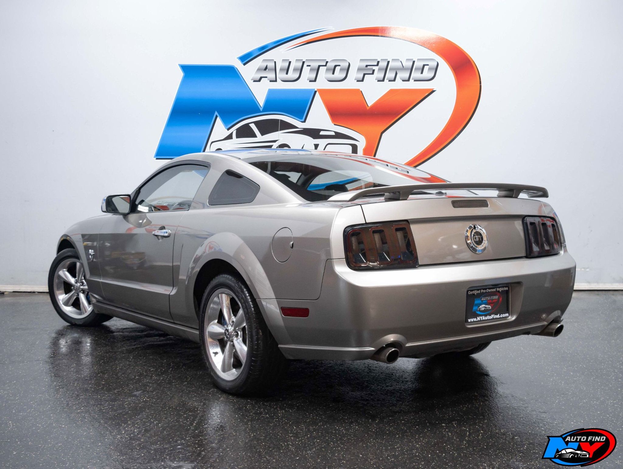 2009 Ford Mustang GT Premium photo 3