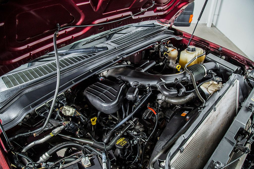 2009 Ford Super Duty F-450 XL - 15313454 - 13