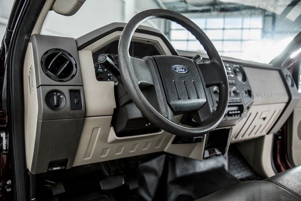 2009 Ford Super Duty F-450 XL - 15313454 - 16