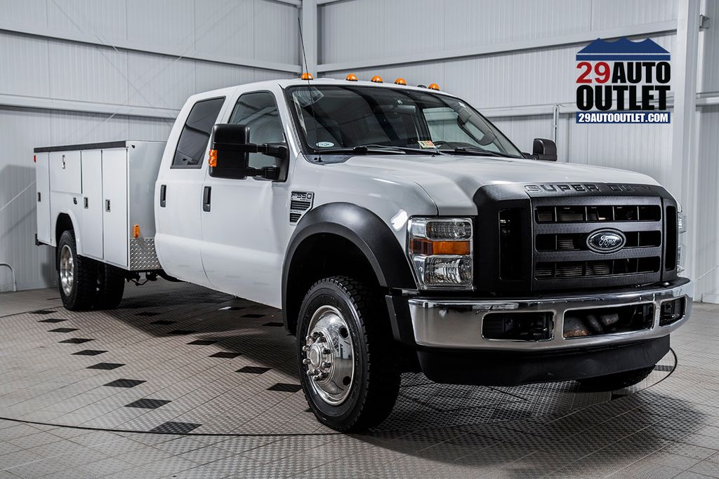 2009 Ford Super Duty F-550 DRW F-550 CREW CAB OPEN UTILITY - 15522551 | Video 1