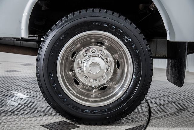 2009 Ford Super Duty F-550 DRW F-550 CREW CAB OPEN UTILITY - 15522551 - 17