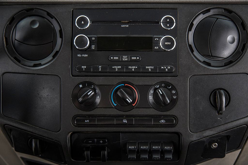 2009 Ford Super Duty F-550 DRW F-550 CREW CAB OPEN UTILITY - 15522551 - 23