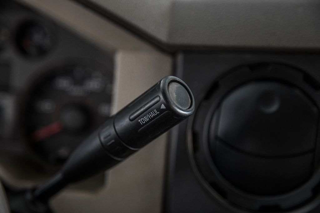 2009 Ford Super Duty F-550 DRW F-550 CREW CAB OPEN UTILITY - 15522551 - 24