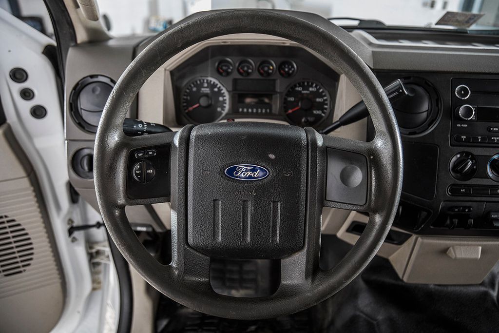 2009 Ford Super Duty F-550 DRW F-550 CREW CAB OPEN UTILITY - 15522551 - 25