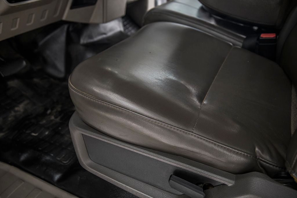 2009 Ford Super Duty F-550 DRW F-550 CREW CAB OPEN UTILITY - 15522551 - 32