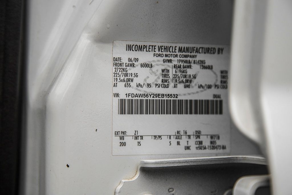 2009 Ford Super Duty F-550 DRW F-550 CREW CAB OPEN UTILITY - 15522551 - 40