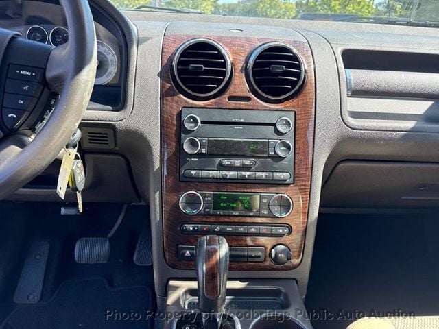2009 Ford Taurus X 4dr Wagon Limited FWD *Ltd Avail* - 23018705 - 17