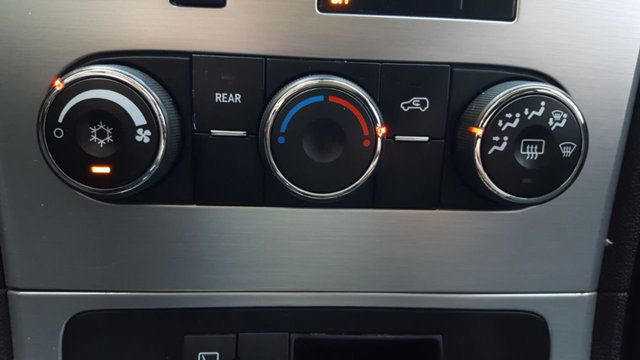 2009 GMC Acadia SLE - 18570598 - 22