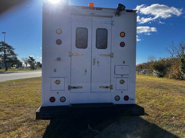 2009 GMC C4500 15 FOOT SERVICE BOX TRUCK 25K MILES MULTIPLE USES OTHERS IN STOCK - 22399694 - 5