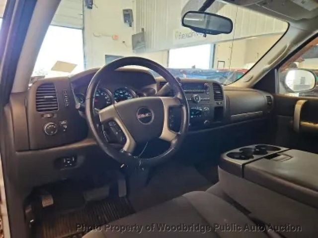 2009 GMC Sierra SLE - 22918672 - 21