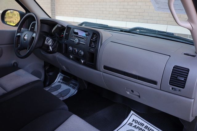 2009 GMC Sierra 1500 2WD Reg Cab 119.0" Work Truck - 22980115 - 17