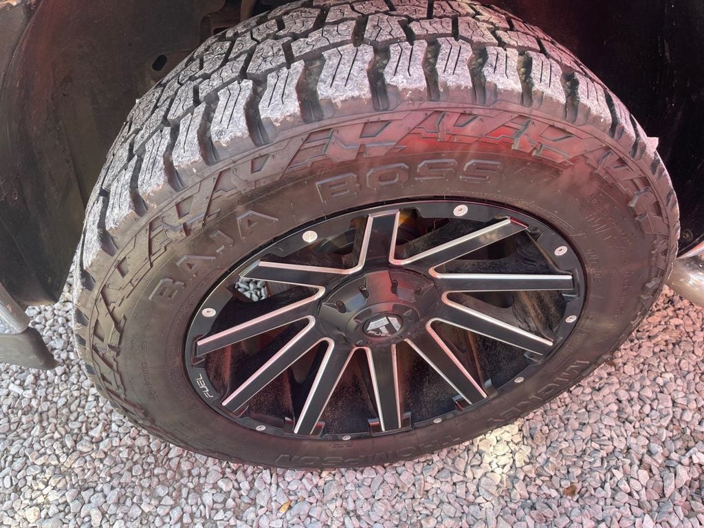 2009 GMC Sierra 1500 Crew Cab SLT Pickup 4D 5 3/4 ft - 22970113 - 5