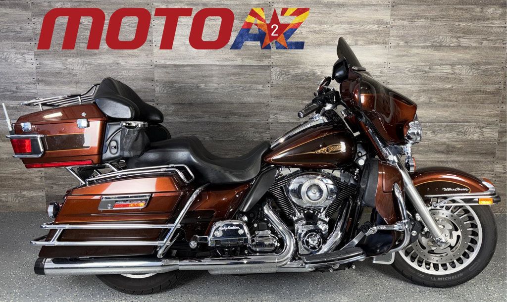2009 Harley-Davidson FLHTCU Ultra Classic Electra Glide SUPER CLEAN! - 23000387 | Video 1