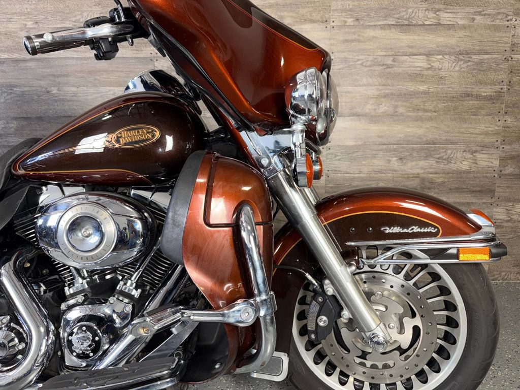 2009 Harley-Davidson FLHTCU Ultra Classic Electra Glide SUPER CLEAN! - 23000387 - 5