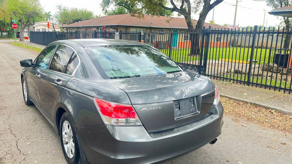 2009 Honda Accord Sedan 4dr I4 Automatic LX-P - 22353661 - 15