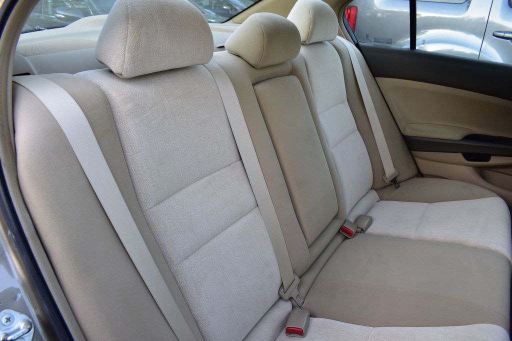2009 Honda Accord Sedan 4dr I4 Automatic LX-P - 23033358 - 18