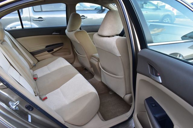 2009 Honda Accord Sedan 4dr I4 Automatic LX-P - 23033358 - 19