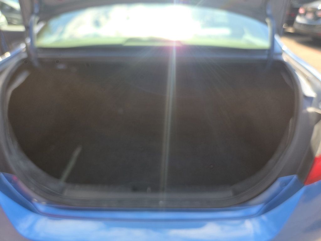 Honda Civic photo 11