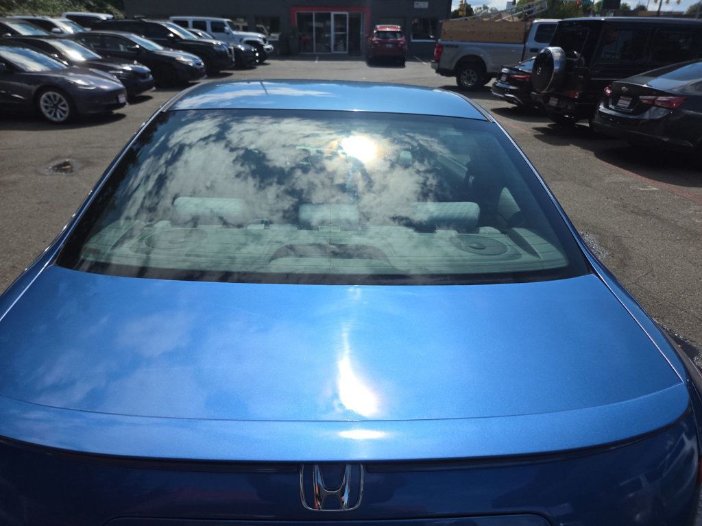 Honda Civic photo 24