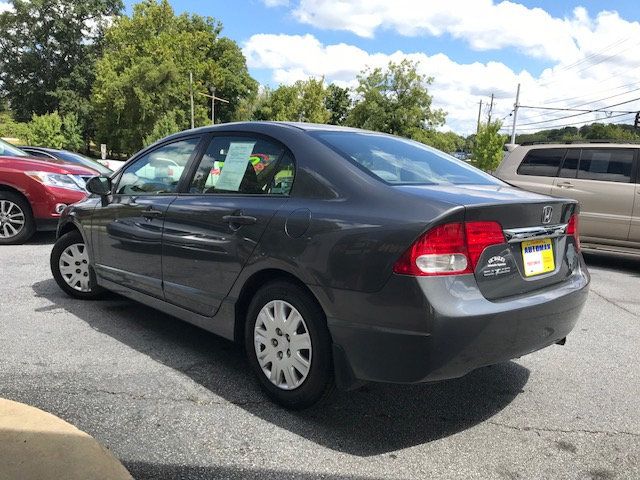 2009 Honda Civic Sedan 4dr Automatic DX-VP - 18059952 - 4