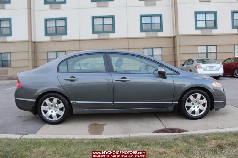 2009 Honda Civic Sedan 4dr Automatic LX - 22632381 - 5