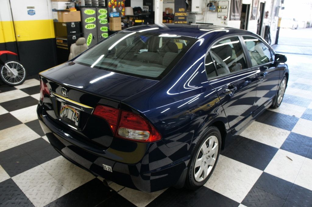 2009 Honda Civic Sedan Only 22k miles! Immaculate! - 22947610 - 16