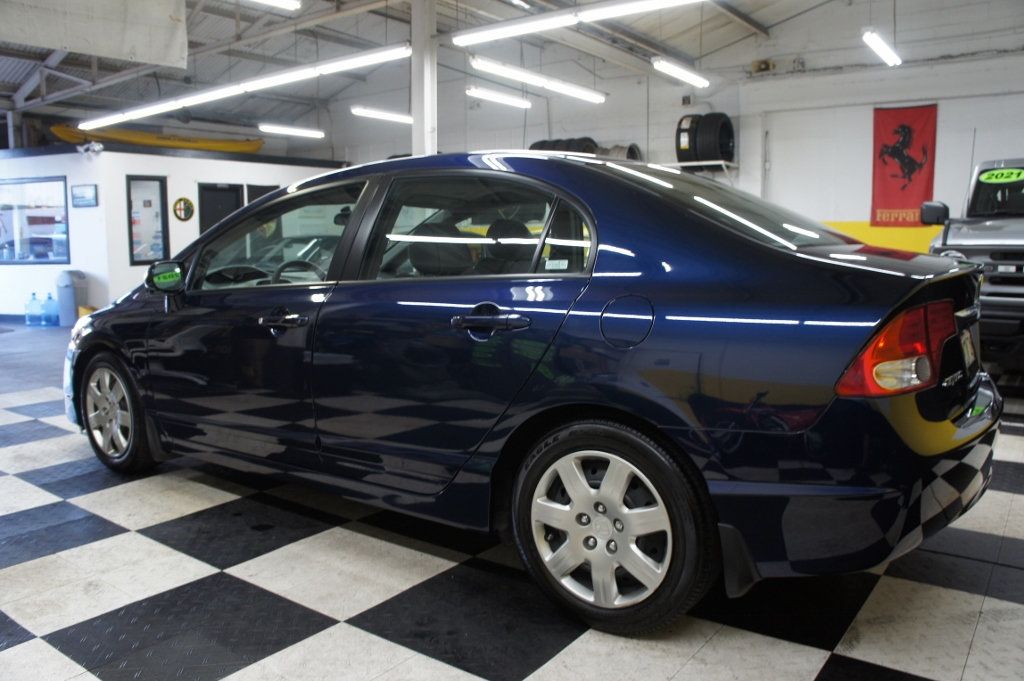 2009 Honda Civic Sedan Only 22k miles! Immaculate! - 22947610 - 19