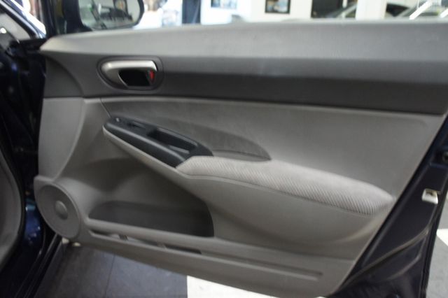 2009 Honda Civic Sedan Only 22k miles! Immaculate! - 22947610 - 27