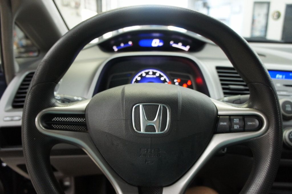 2009 Honda Civic Sedan Only 22k miles! Immaculate! - 22947610 - 37