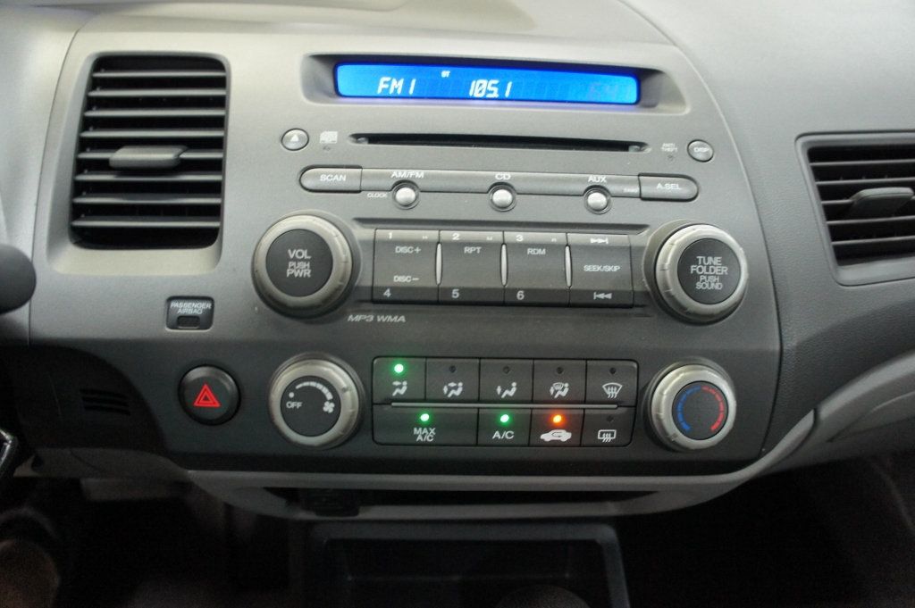 2009 Honda Civic Sedan Only 22k miles! Immaculate! - 22947610 - 40