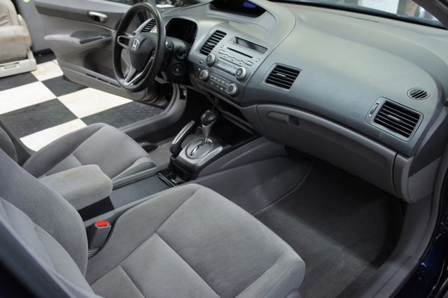 2009 Honda Civic Sedan Only 22k miles! Immaculate! - 22947610 - 5