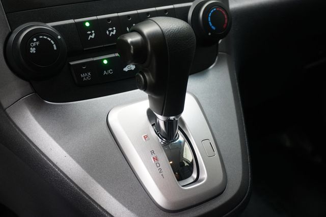 2009 Honda CR-V 2WD 5dr LX - 22963583 - 16