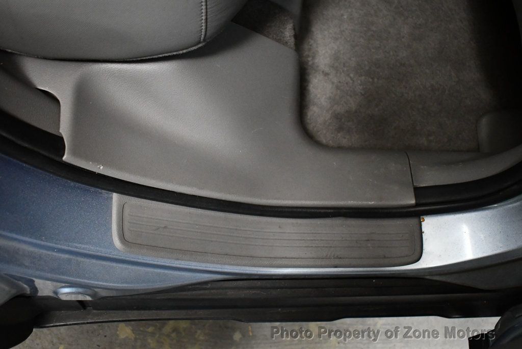 2009 Honda CR-V EX-L photo 19